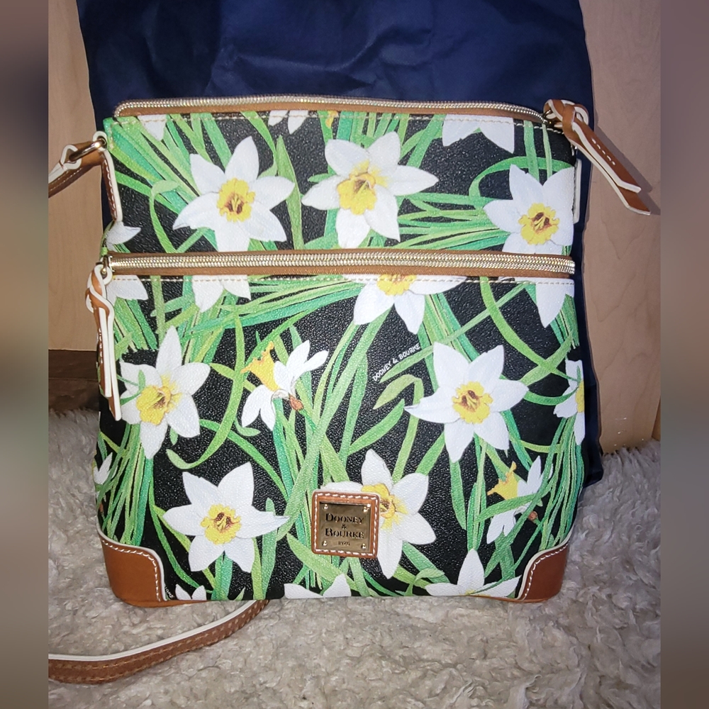 Dooney & Bourke Crossbody